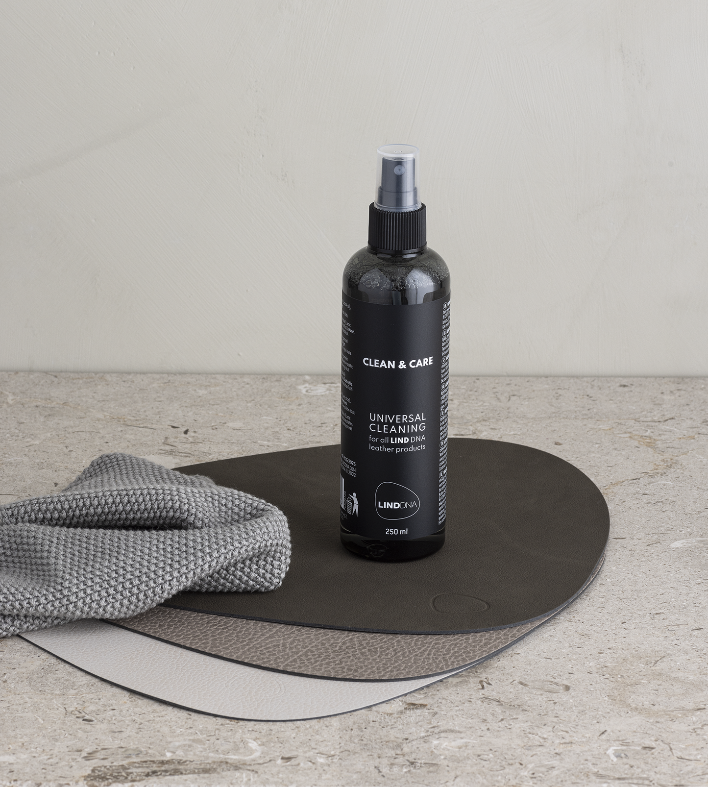 Čisticí sprej LIND DNA Clean & Care 250 ml