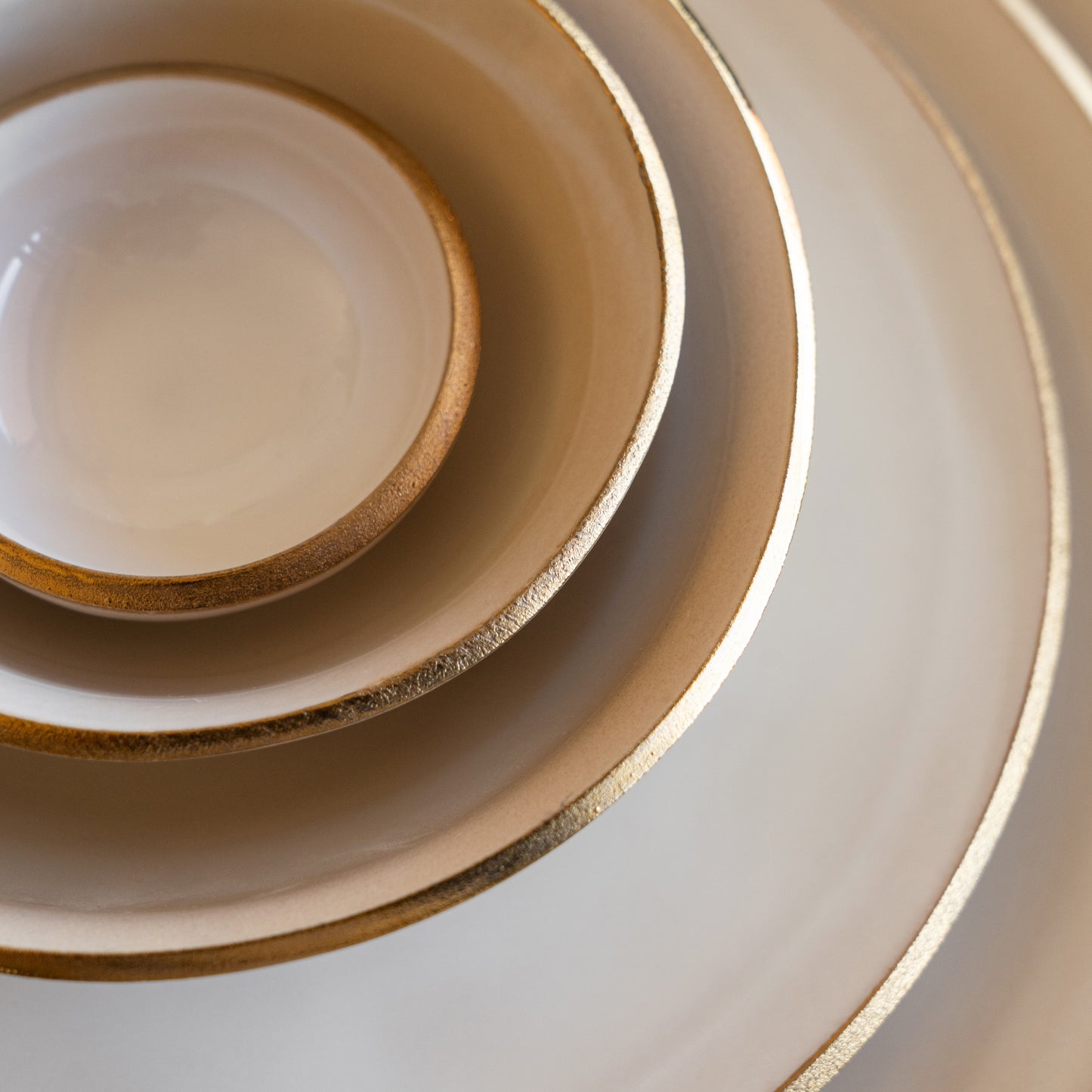 Plate NOSSE EDGE 28 cm Ivory Gold