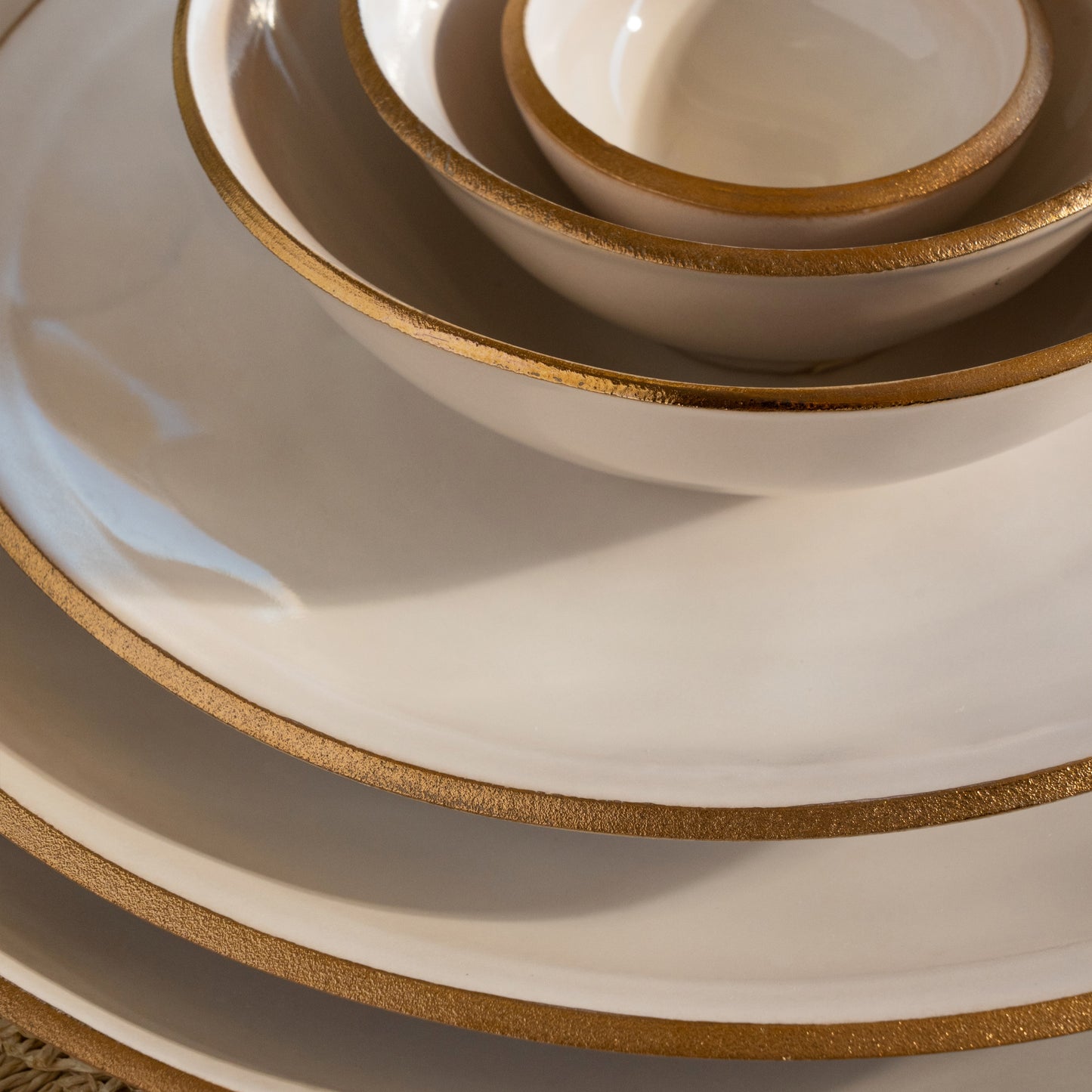 Plate NOSSE EDGE 28 cm Ivory Gold