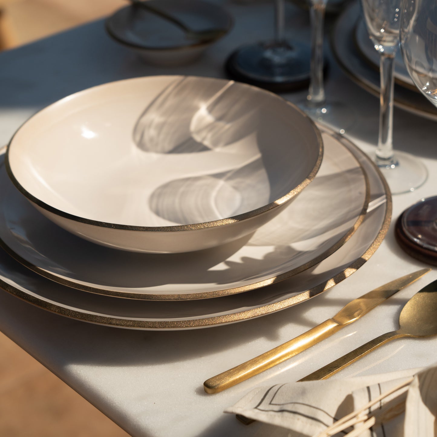 Plate NOSSE EDGE 28 cm Ivory Gold